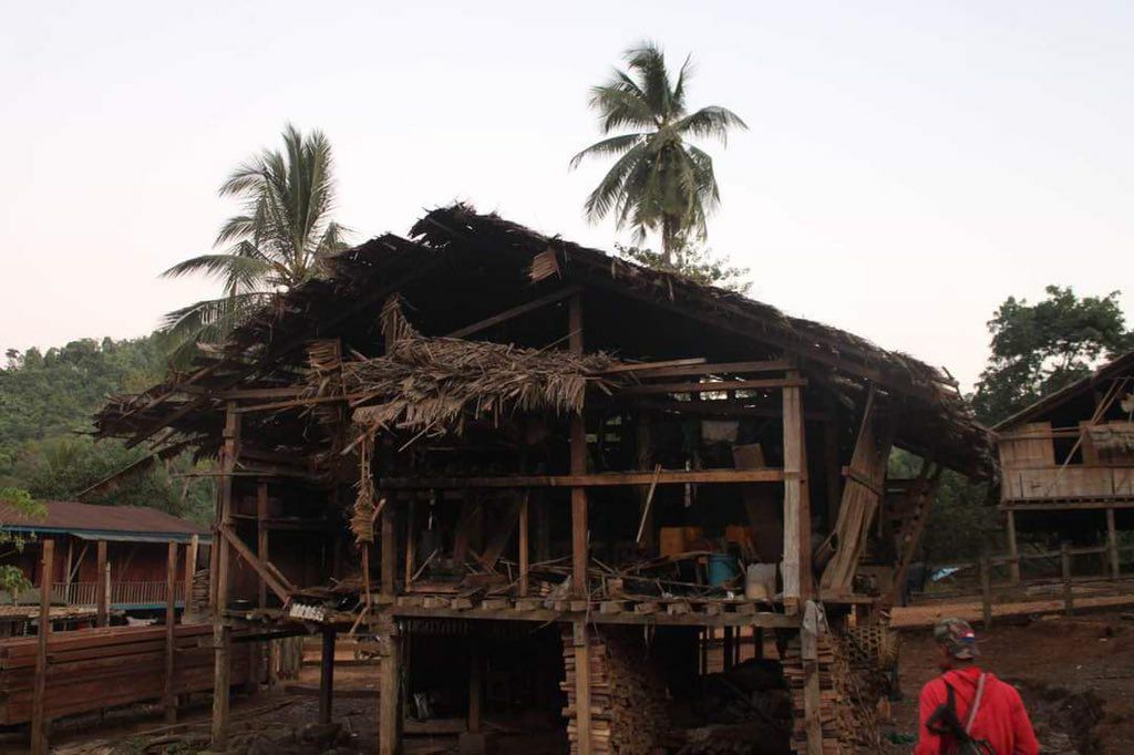 YanAungNoe1's tweet photo. As of 12th Jan, junta soldiers bombarded Laywah village, Hpapon district by 4 military fighter jets, resulting in death of 5 locals including a 3yo child and 2 pastors as well as destruction of residential properties and church. #2023Jan15Coup #WhatsHappeningInMyanmar https://t.co/FfjgLlKtGT