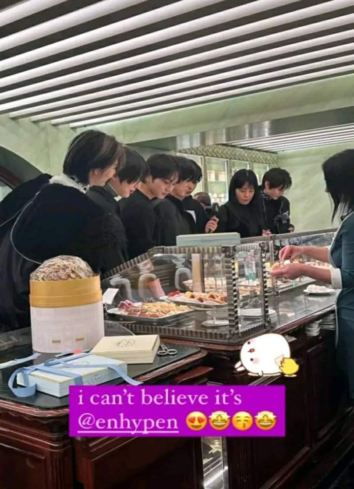MalloCatano's tweet photo. Im not comfortable seeing them without jay😭. #wheresjay https://t.co/BAWvX7tqIs