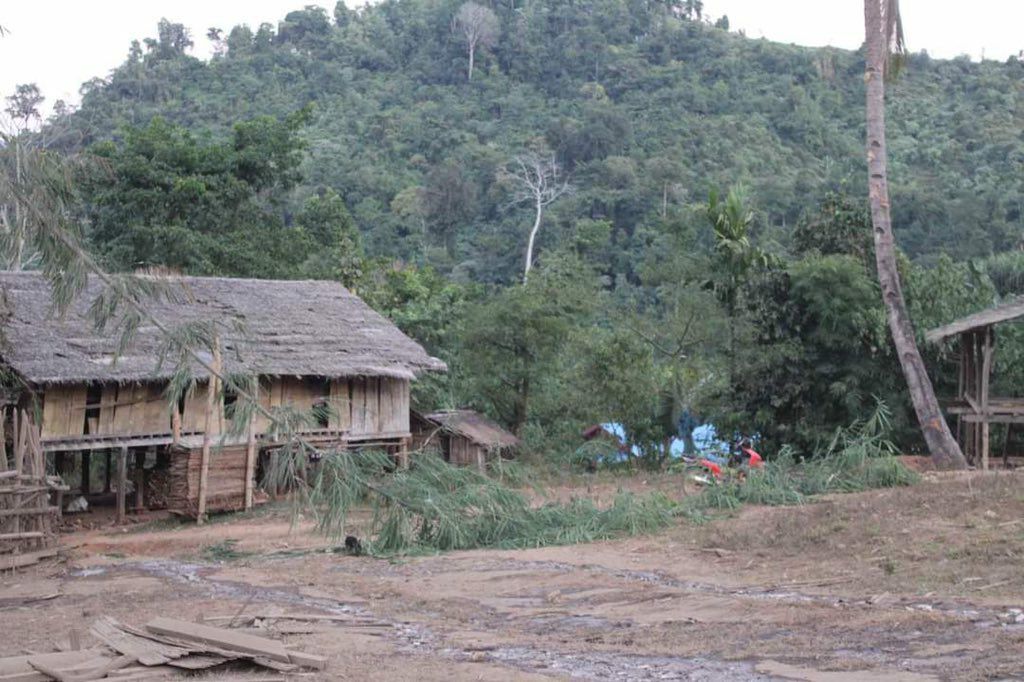 YanAungNoe1's tweet photo. As of 12th Jan, junta soldiers bombarded Laywah village, Hpapon district by 4 military fighter jets, resulting in death of 5 locals including a 3yo child and 2 pastors as well as destruction of residential properties and church. #2023Jan15Coup #WhatsHappeningInMyanmar https://t.co/uecDdJukXJ