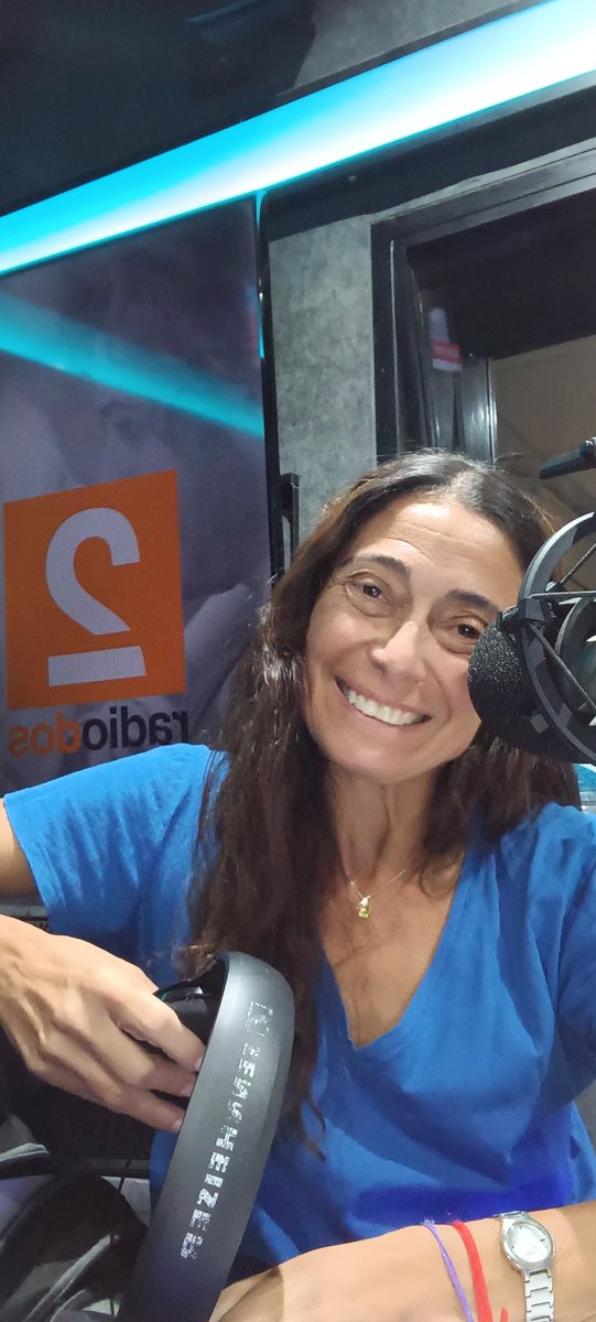 #rosariodeportesespecial Sábados de 21 a 24 por <a href="/radio2rosario/">Radio2 AM1230</a> 
<a href="/marcozorzoli/">Marco Zorzoli</a>
