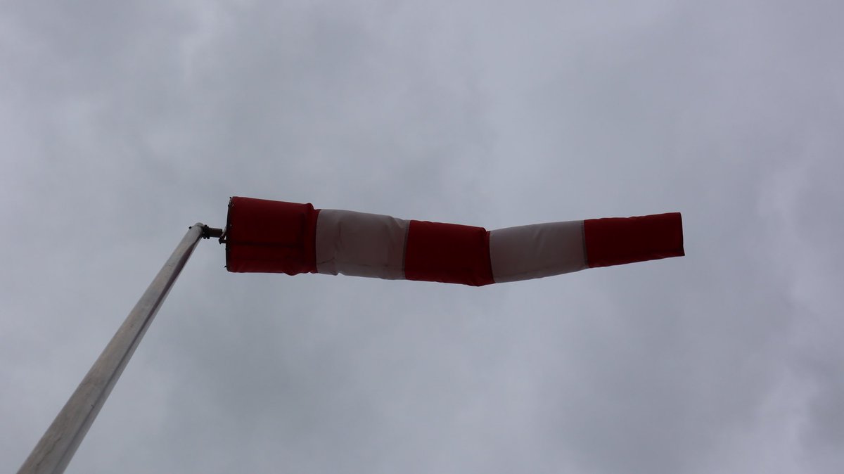 JolandaBakkker's tweet image. ⁦@WNLVandaag⁩ #wnl ⁦@ricoschroder⁩ #wind #onstuimig