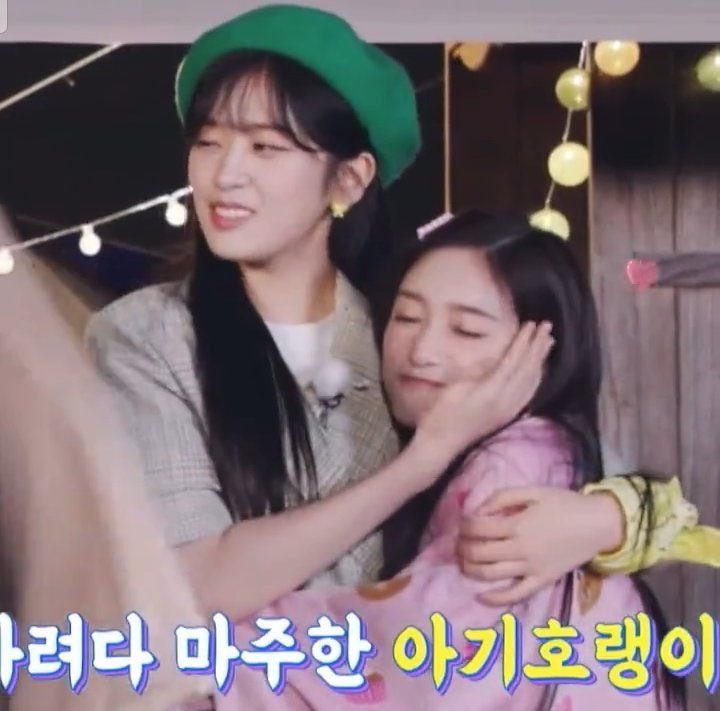 yujin_ssi's tweet photo. @1theK @IVEstarship 검은토끼 헤헤즈 2023년 버전🖤🐰🐰🖤
#아이브에게_말하면_이루어진다 https://t.co/Yl0DGzg7Uf