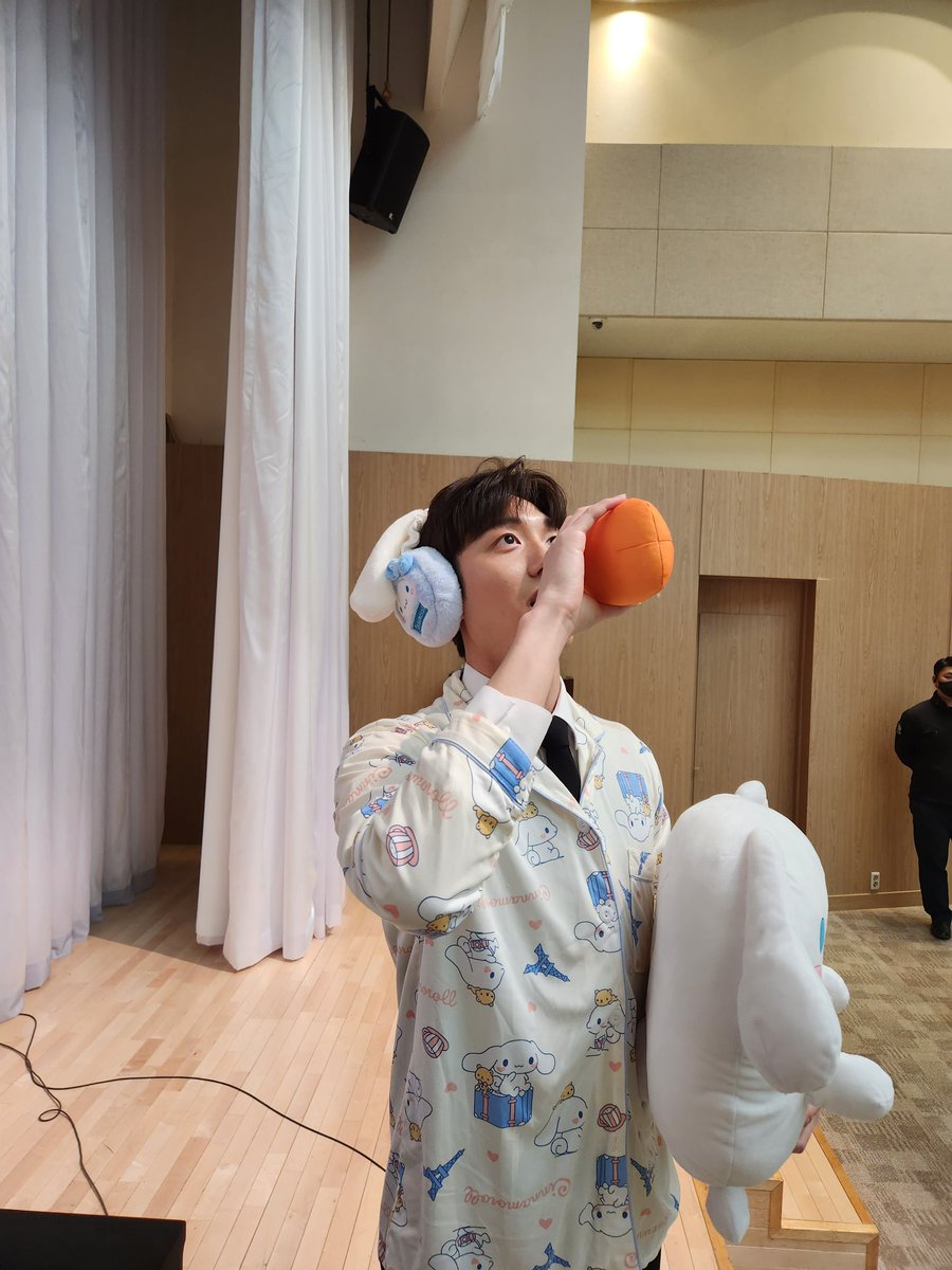 lalunatua's tweet photo. zuho on fancafe: KANG CHANI HYUNG-NIM 😭 https://t.co/tJpBjPp8De