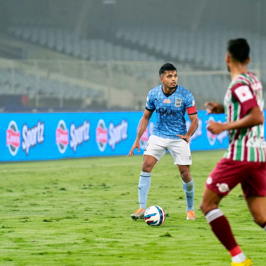 RahulBheke's tweet photo. A clean sheet to seal a tough win away from home extending our lead to the๐ of the table. Moving forward to the next game. See you soon เคฎเฅเคเคฌเค.๐
#ATKMBMCFC #HeroISL #AamchiCity https://t.co/uR1WWQNl86