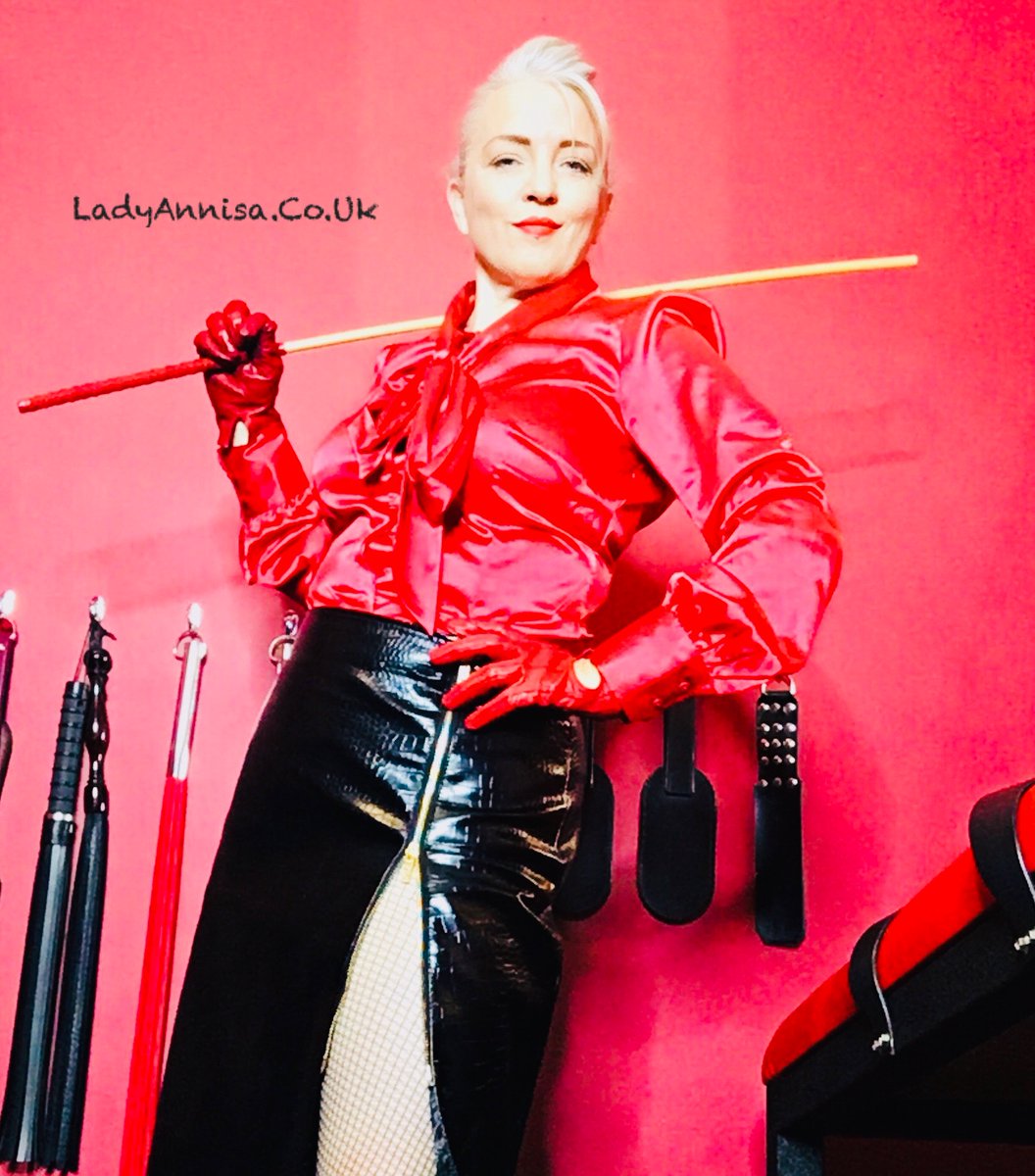 LadyAnnisa3's tweet photo. My Jan break ends week beginning 23rd.

I still have some availability Thurs/Fri should you want to submit yourself for my sadistic pleasure.

To all my chaps, please retweet as engagement is so very low!

Do it! https://t.co/sikToupN41