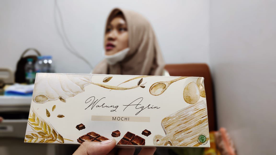 putriamallya_'s tweet photo. Ini enak banget #warungaglin #mochi https://t.co/VfBS5DnXbv