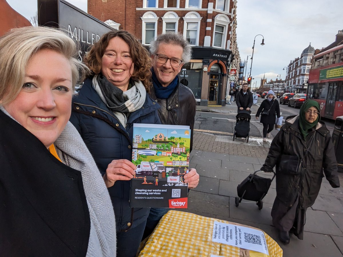 With <a href="/pippaconnor/">Pippa Connor</a> and @haringeylibdems to let residents &amp; business know about survey around waste collection changes. Complete the survey and give you views. haringey.gov.uk/environment-an…