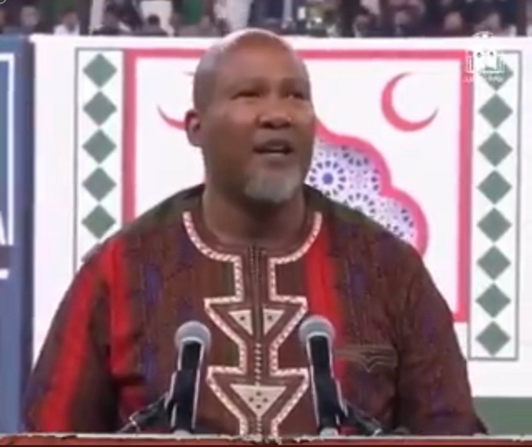 من يهاجم المغرب يهاجمنا جميعاً ومن يعتدي على شبر من الصحراء المغربية إلى تطوان ولو لفظياً يُعتبر عدو العرب من الخليج إلى المحيط. نقاطع بطولة افريقيا للمحليين لأنها اصبحت سياسية. يريدون أن يخوضوا البحر وهم يتزحلقون بقطرة ماء