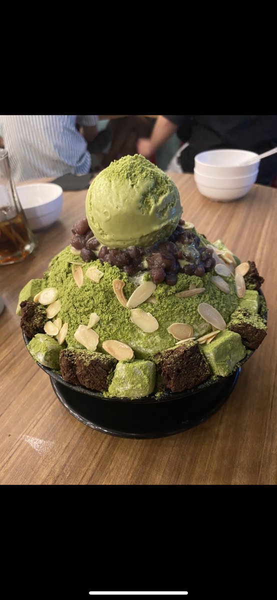 pintiandini's tweet photo. @FFOODFESS matcha enak bgtttttttttttt🤤🤤 https://t.co/CmlJzXFFzY