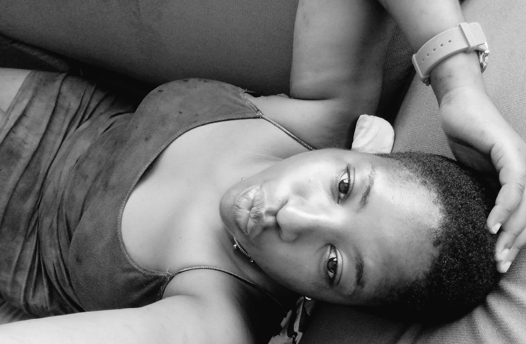 A lazy Sunday ♒🖤