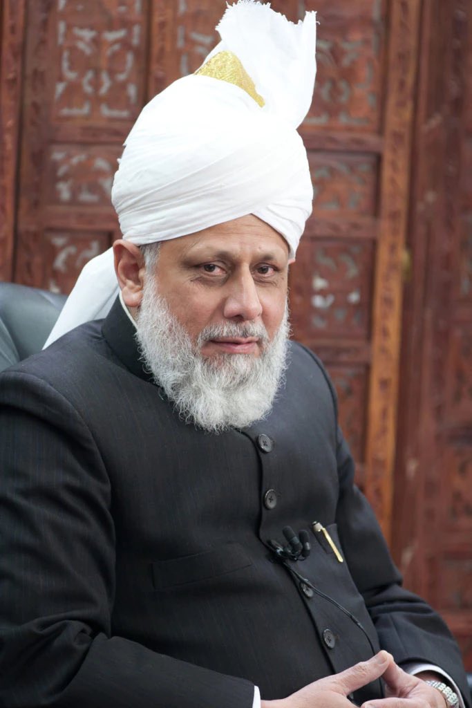 QueensMKA's tweet photo. The opponents of our Jamaat can murder a few of our members; they can loot Ahmadis of their wealth; they can destroy our buildings; they can stop us constructing #mosques. But they can never weaken our #faith. - Hadrat Mirza Masroor Ahmad (aba) #TrueIslam #Ahmadiyya https://t.co/w8AtrnlJl0