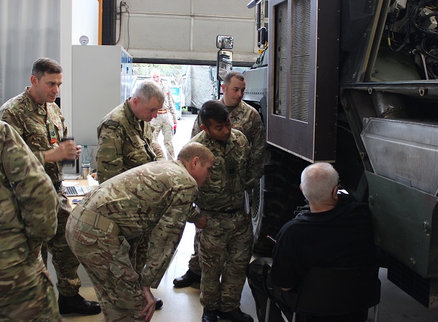 British Army soldiers prepare for the delivery of Boxer 🇬🇧 vehicles... With the first UK Boxers forecast to complete their build in the next coming months, we’ve been preparing the British Army with some bespoke trainer training with our industry partner KMW. [1/2]