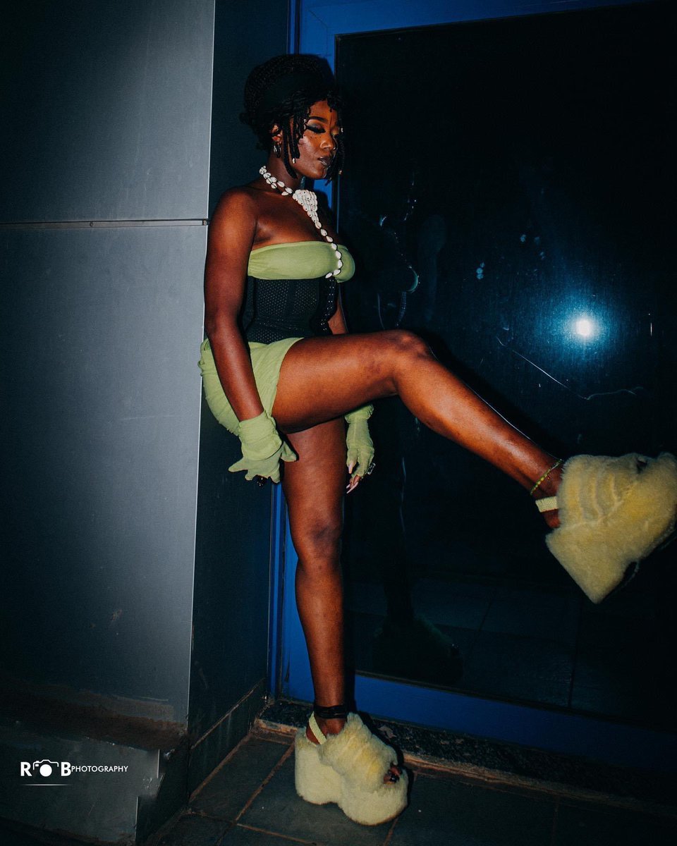 WatsUpTV's tweet image. What do you love ❤️ about her?

@EFYA_Nokturnal 

📸: @robphotography1 

#WatsUpTV #Efya