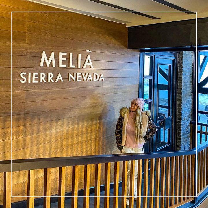 johanmoa's tweet photo. It’s a new year, it’s cold outside and January is the hardest month of the year. But come to #MeliaSierraNevada The best location, right in the heart of Sierra Nevada Station, surrounded by shops and restaurants. 
📸Thank you @theresabernabetv
#WeAreMelia https://t.co/KQ1EvOozJm