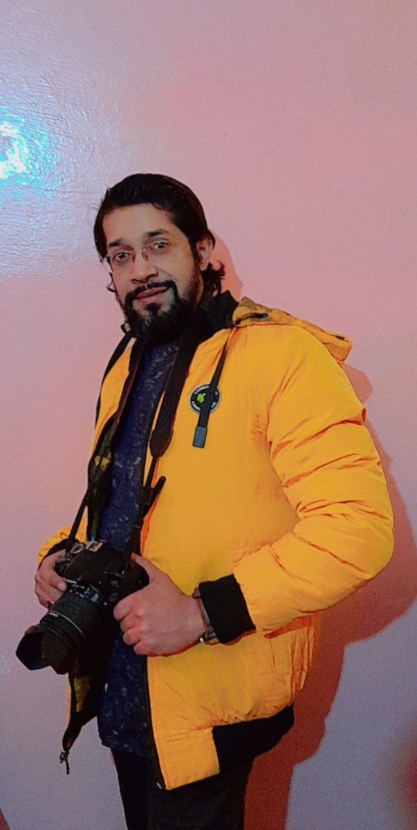 abbasali009's tweet photo. Effect house Holidays #effecthouseholidays Fat2Fit #fat2fit #gymlifestyle #gym #gymtok #gymlife #azeemdargroup #azeemdarofficial #HQ #Mozang #viralvideo #daily_foryou #foryoupage #foryou #abbasali0099 #abbasali009 #tiktokgaga #viral #account #grow https://t.co/w7xQ9nFB4r