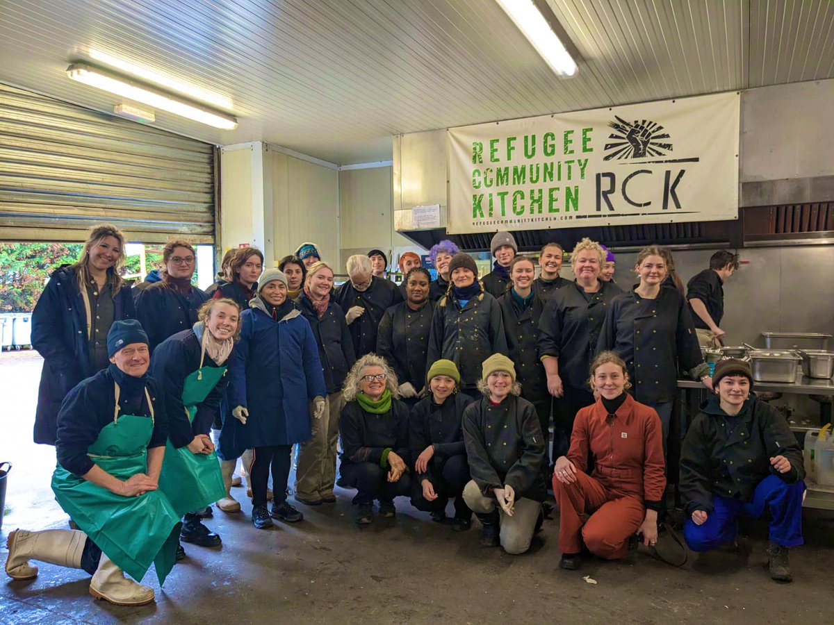 Jeremy Corbyn tweet media