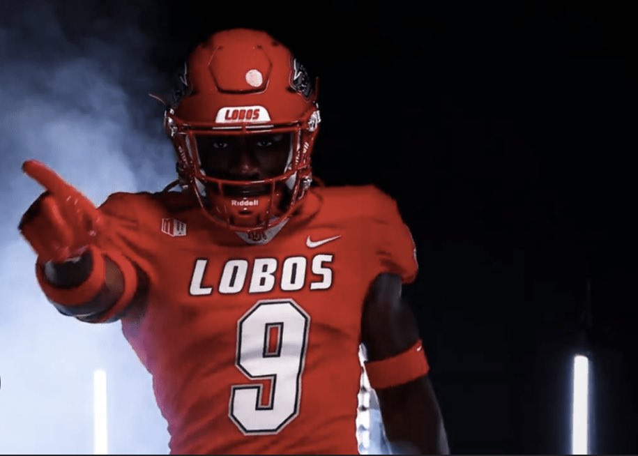 KhilynNeal's tweet photo. After a great conversation wit @JrothschillerNM 🤟🏾and an awesome visit, I am proud to announce I received my first D1 offer to University of New Mexico ‼️ #GOLOBOS 🐺 

@GWCfootball @Coach_Redfern @CoachMitchGW https://t.co/TZdR3xYnAR