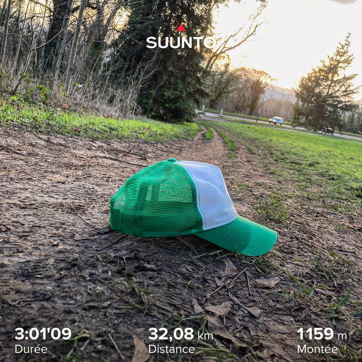 casquetteverte's tweet photo. [🏃🏻‍♂️21 V de GraVelle 🐹 • J - 13 Opération Paris Plage 🏖🏃🏻🏃🏻‍♂️] • Ressortir les lunettes de soleil 😎 Zbraaaaaaaaaa ! • #CasquetteVerte #Running #Trail #UltraGlide2 #Suunto9 #OpérationParisPlage #ParisPlage #TraceDesMaquisards #TDM #TraceDesMaquisards2023 #GraVelle #VdeGraVelle https://t.co/uXxqi0tpSp