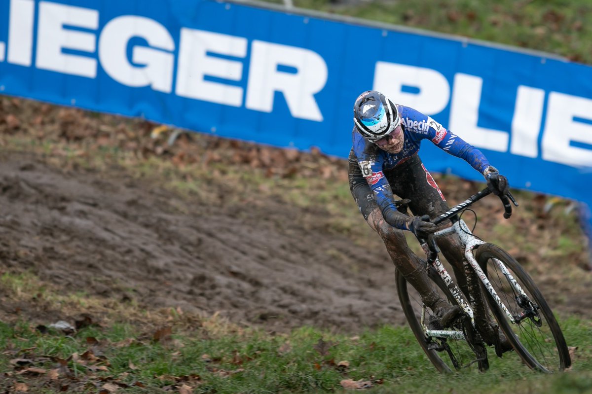 de_miem's tweet image. Was mooi  #nkveldrijden #zaltbommel