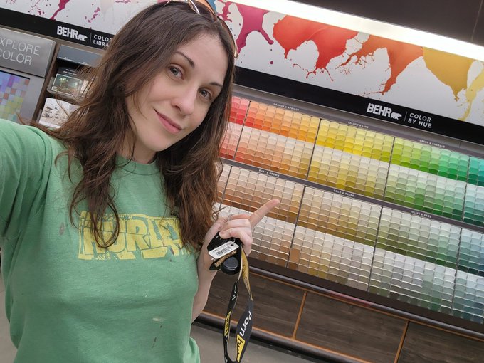 Just spent $125 on 2 gallons of paint. Anyone want a fully nude personalized thankyou video? Tip me $50<a href="/tag/balloons"class="tags"><span>#balloons</span></a>