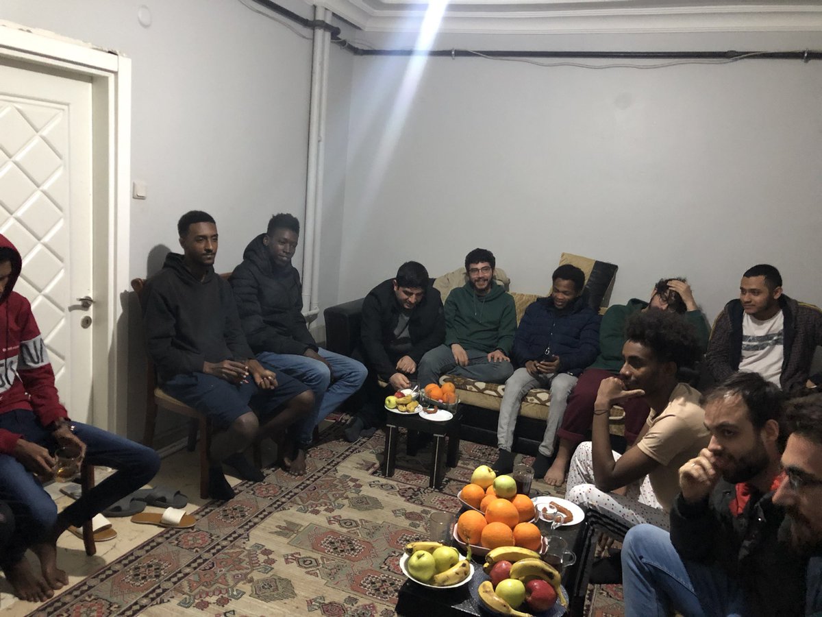 batmanbatuder's tweet photo. Batman Genç İHH ve Batuder olarak Afrikalı öğrencilerimize ev ziyaretinde bulunduk. Sıcak ve samimi ev sahipliklerinden dolayı öğrencilerimize teşekkür ederiz. https://t.co/xxWgmEnLHu