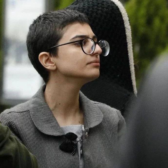 frtis7's tweet photo. #DonyaFarhadi's dead body was found in the karun river, after few of missing in December
She got into verbal conflict with #IRGCterrorists and in conclusion she was shot dead by them!
#IranRevolution https://t.co/lI5qt9UvV0