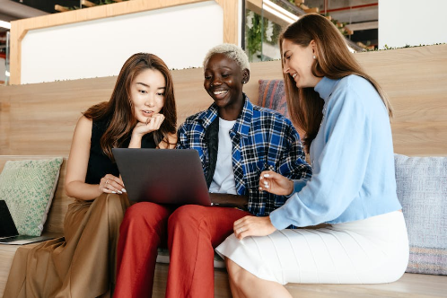 absoluce's tweet photo. Les ressources humaines sont en constante évolution, notamment pour améliorer chaque jour la qualité de vie au travail et l'expérience des collaborateurs. Voici 4 entreprises qui ont été primés pour leurs projets RH innovants 🤝👌

#rh #innovation # https://t.co/xQ4Df8mkO7 https://t.co/Onfdq9CQgt