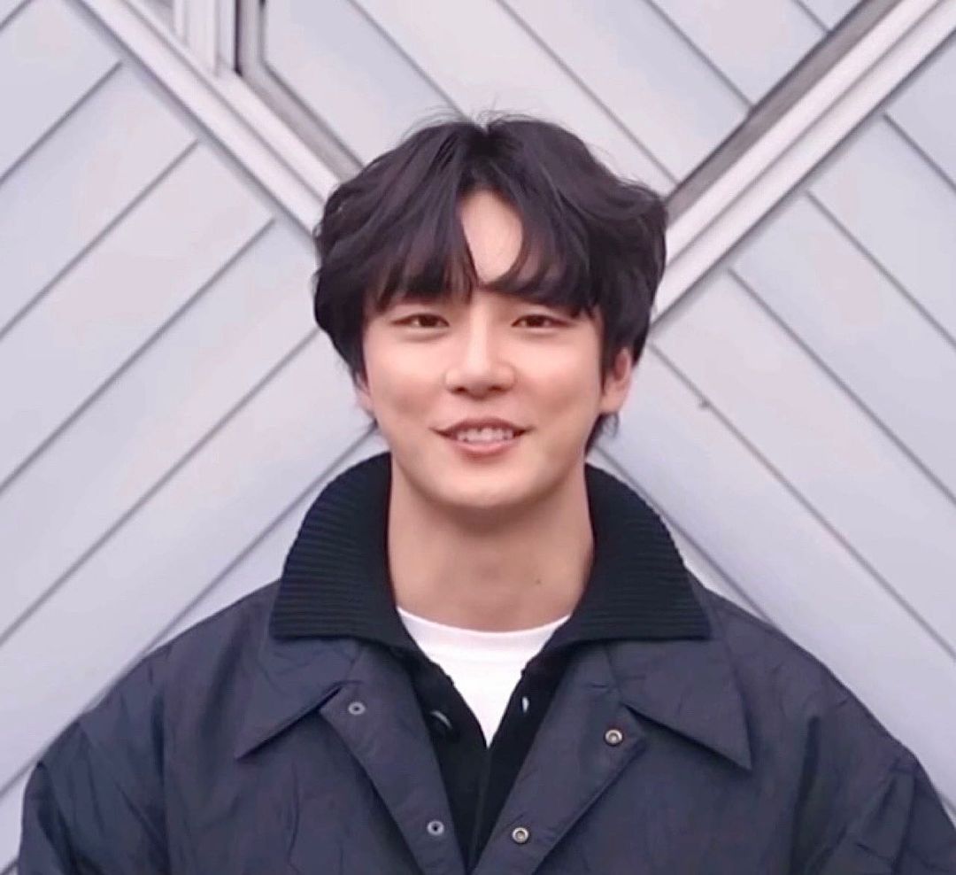 edsiyoon's tweet photo. I Miss Yun So Much !🫰🫶
😘✨❤️‍🔥😱🥰😍🤩😘💛💛💛💛💛🔒
#윤시윤 #YunSiYun #yoonsiyoon #yoonshiyoon #yoondonggu #尹施允 #ユンシユン #TheKingOfVersatility #술꾼도시여자들2 #WorkLaterDrinkNow2
#MrNicePaper #종이씨 #HanWooJoo #한우주
#LoudAndProudFanOfYSY🙋‍♀️ https://t.co/sqrYFDU5Iu
