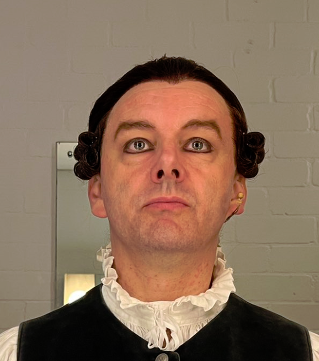 FYeahGoodOmens's tweet photo. ❤ #GoodOmens #Amadeus https://t.co/m3B5zkcmbo