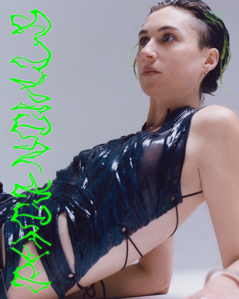 Attention all bass lovers!“𝔓𝔬𝔱𝔢𝔫𝔱𝔦𝔞𝔩𝔰', Zoë Mc Pherson 2nd single from “𝔓𝔦𝔱𝔠𝔥 𝔅𝔩𝔢𝔫𝔡𝔢𝔯” is coming out next week! Stay tuned!
Photography by  <a href="/LucieRoxxx/">Lucie Rox</a> 
Styled by Matt King <a href="/iammattking/">Matt King</a> 
Hair/Make up by <a href="/Chloe_Frieda_/">Chloe Frieda</a> 

#newmusic #trackrelease #ComingSoon