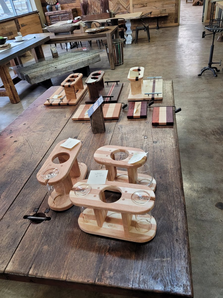 fishhuntken's tweet photo. I took a few wood crafts to the shop on consignment.  I hope someone enjoys them. https://t.co/hBDMmKs6pT