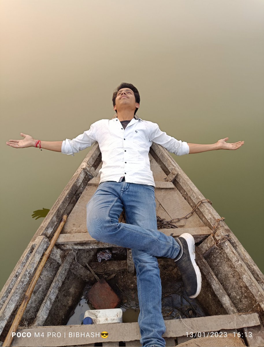iamdhiman13's tweet photo. If your outside flooded with toxic and distraction, just keep floating over it.
Remember, if the water come into the boat then the boat will start sinking.. https://t.co/cr23oE6LKM