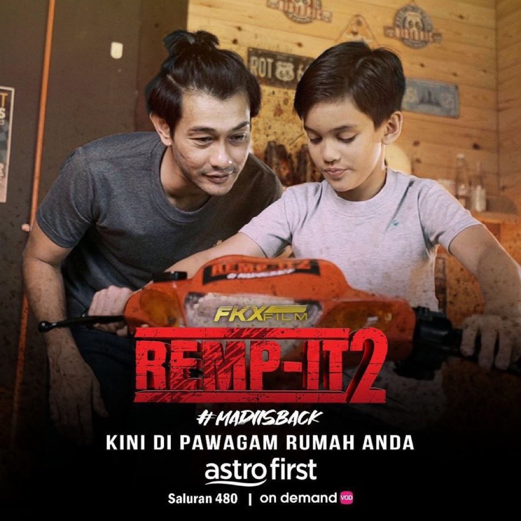 twt_terengganu's tweet photo. Wahhh Chemad anak Farid Kamil pun berlakon dalam filem #RempIT2 ni. Dah boleh tengok dekat Astro First sekarang! https://t.co/eFUi96m5Pd
