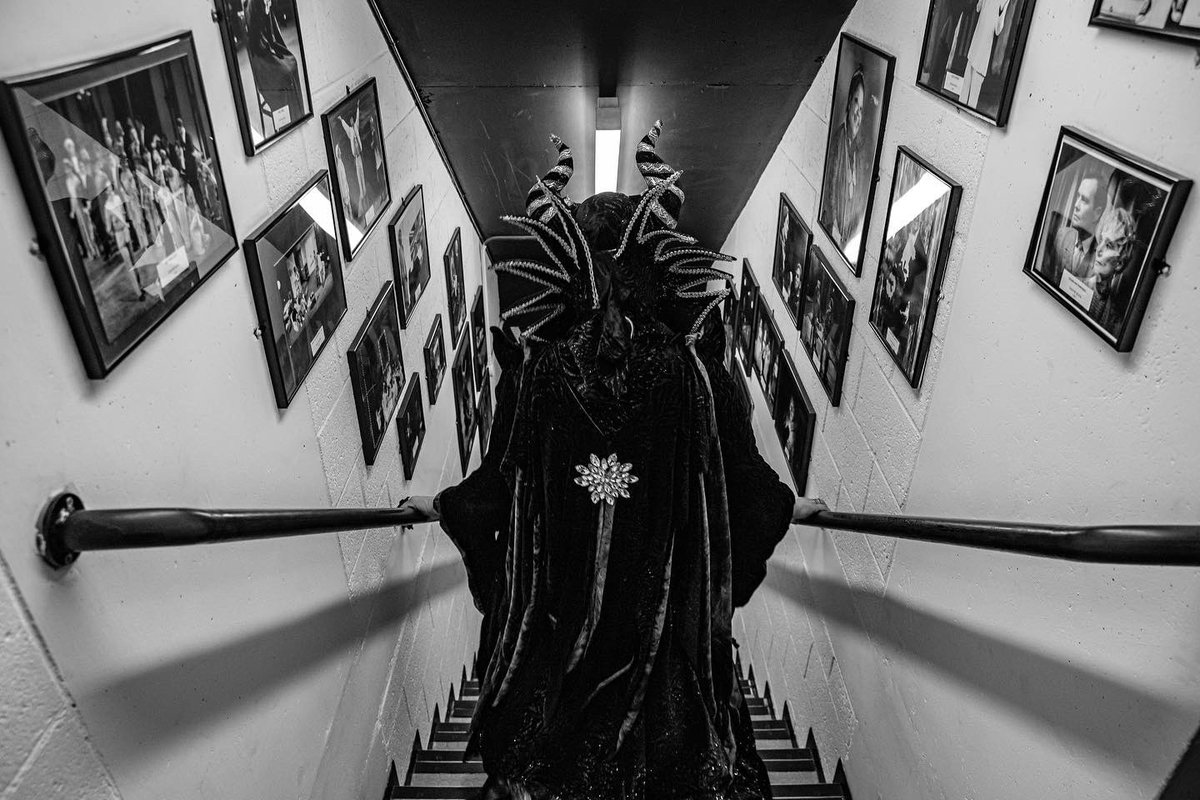 SHE CAME ⁣
SHE SAW ⁣
⁣
SHE ...... died ..... never mind ... ⁣
⁣
Maybe next time the Evil will win...⁣
"I will never give up 😈"⁣
⁣
That is me done for this Panto season ❤️ ⁣thank you <a href="/TRPlymouth/">Theatre Royal Plymouth</a> <a href="/XRoads_Live/">Crossroads Live</a> @MBManagement1  I had the best time! ✨ 📸:<a href="/dannykaan/">Danny Kaan</a>