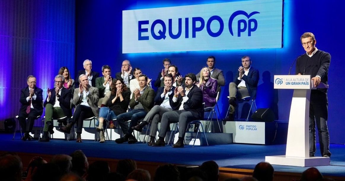 PP_Asturias's tweet photo. La buena política es la buena gestión de las cosas, la defensa del interés general y el RESPETO a las instituciones y a todas las personas.

Nuestro proyecto es el de la gestión honesta para abrir más oportunidades de futuro y el que dice la verdad a los asturianos.

#EquipoPP https://t.co/ISuiMdVWG3