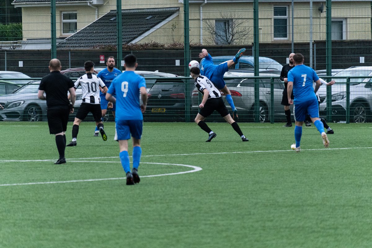 kurt liam roberts tweet media