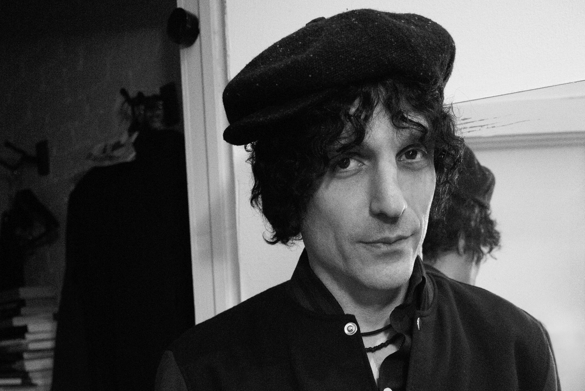 magazine_1st's tweet photo. JESSE MALIN – From #Brooklyn To #Islington https://t.co/lEcYKMyWuP #downliner #guitarist #jessemalin #music #musicnews #musician #newmusic #newrelease #release #thefineartofselfdestruction #thegarage #tournews #video https://t.co/Nmvjl820Wu