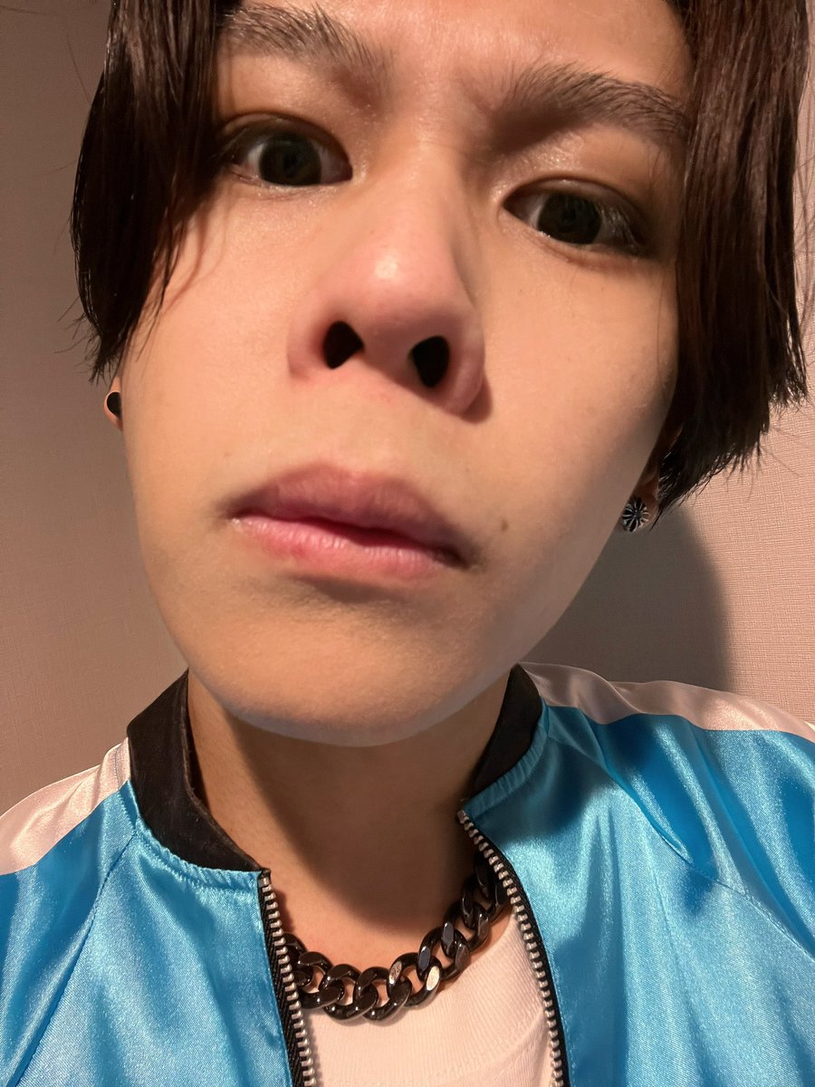 TOSEEK_SHUN_104's tweet photo. 何この写真… https://t.co/Otl0UHdhIz