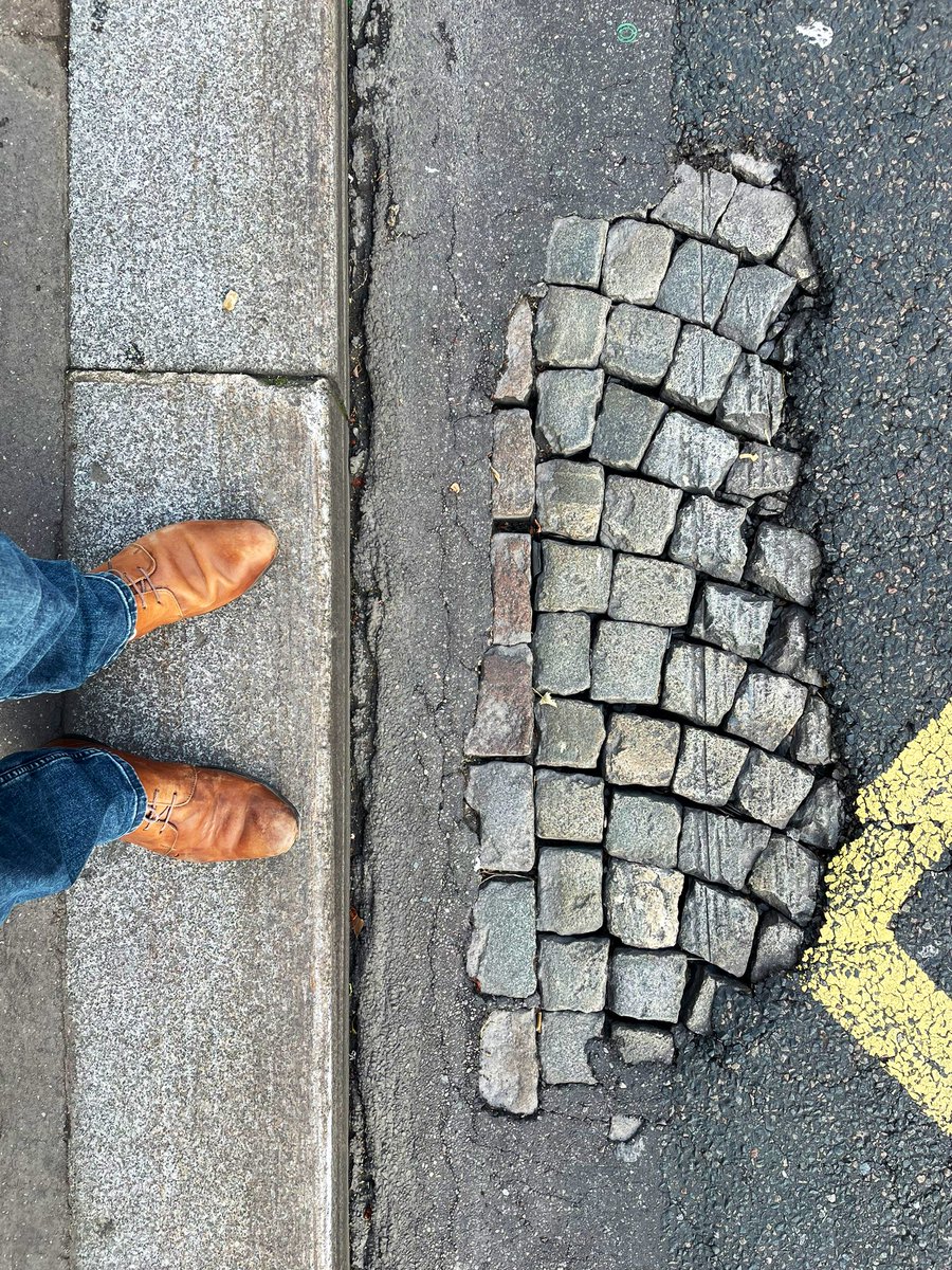 Philippe Charlier tweet media