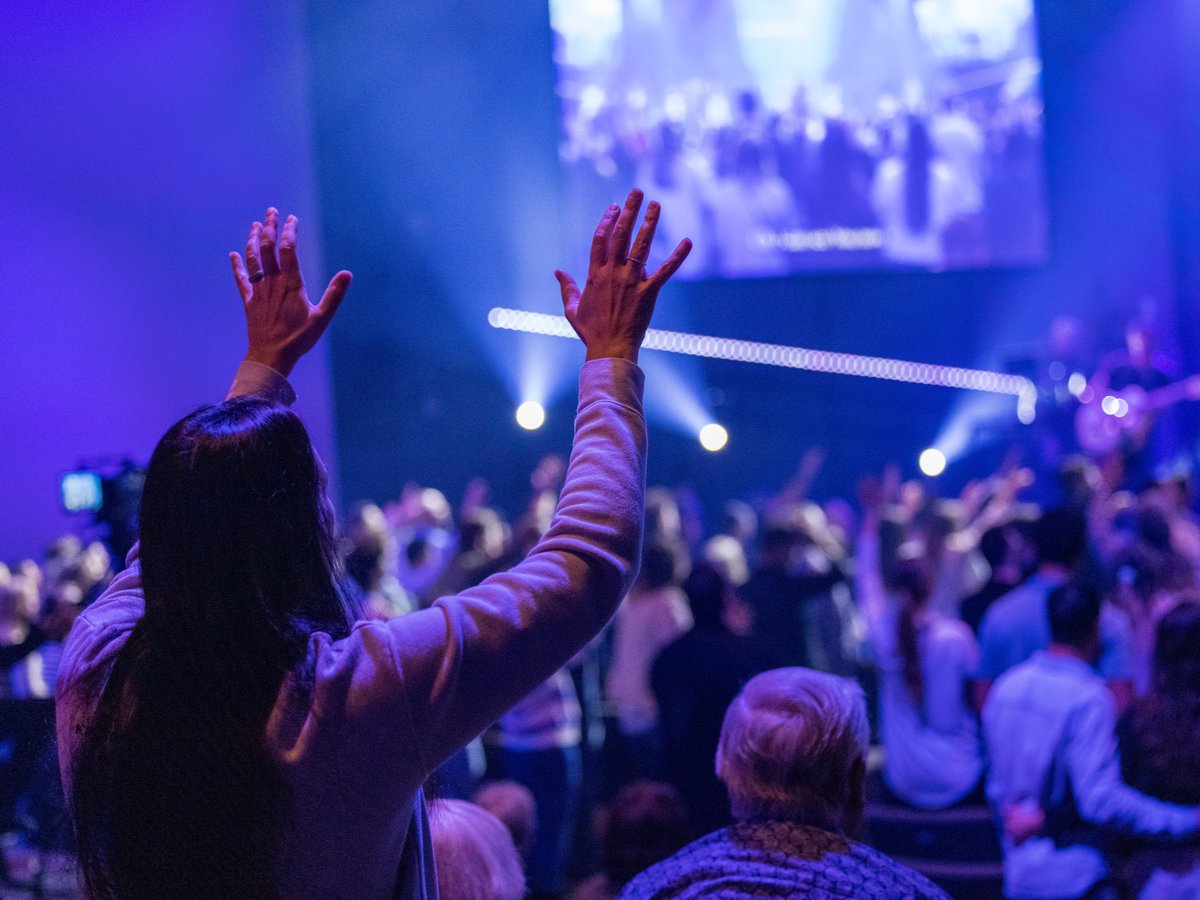 Happy Sunday! ☀️

Join us today as we sing loud! 🙌