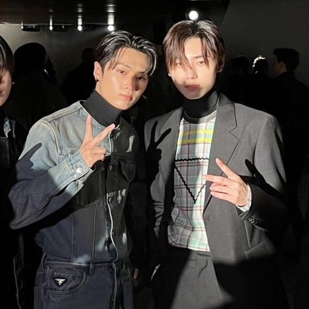 nocontextpjs's tweet image. so, who’s gonna tell them?