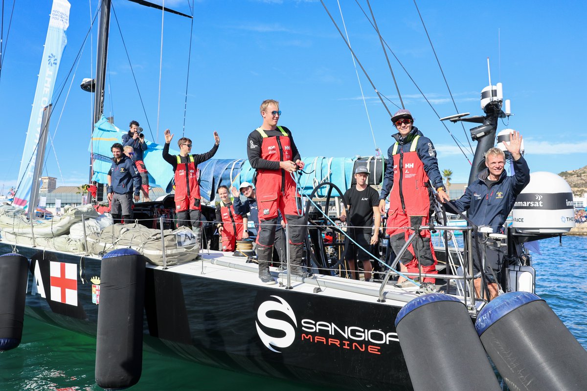 OceanRaceGenova's tweet photo. Linea di partenza per la classe VO65 che inaugura la prima edizione della @theoceanrace VO65 Sprint. 

Destinazione Mindelo, Capo Verde, un primo assaggio di avventura oceanica per i team in gara tra cui l’AOR #TeamGenova.

Buon vento!

📸 Sailing Energy, The Ocean Race https://t.co/ZcQSsNaB5t