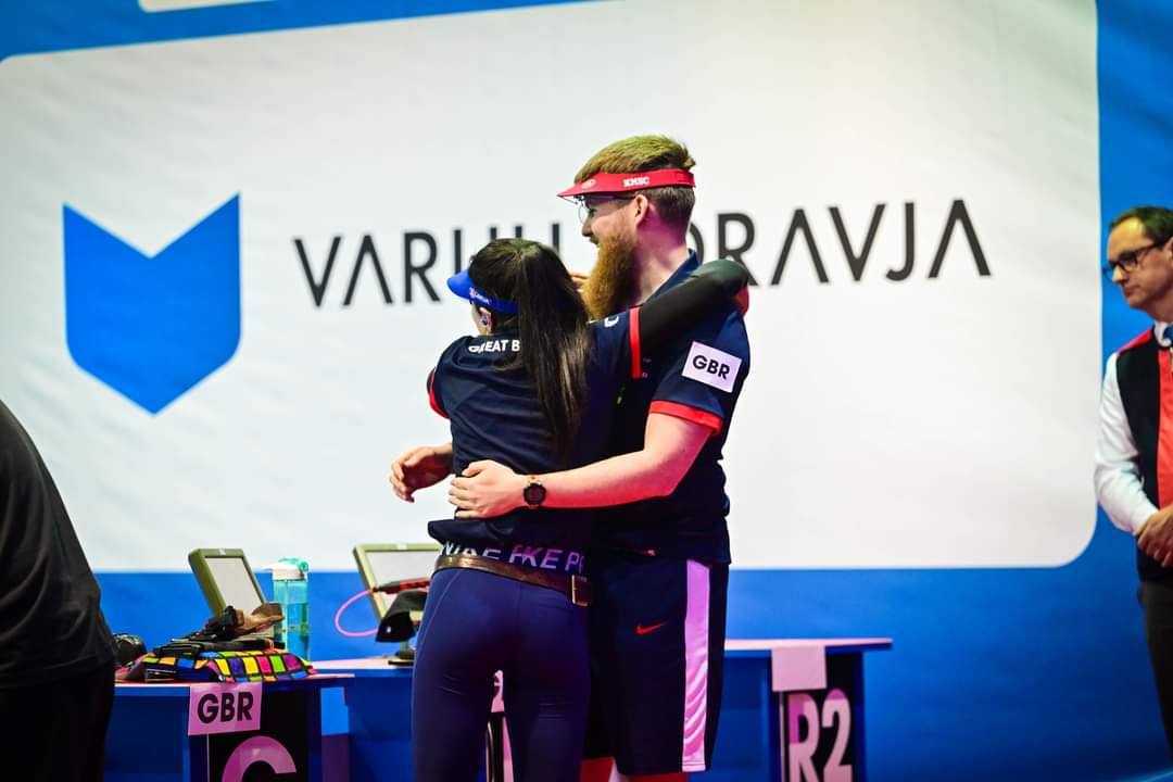 elaine callaghan tweet media