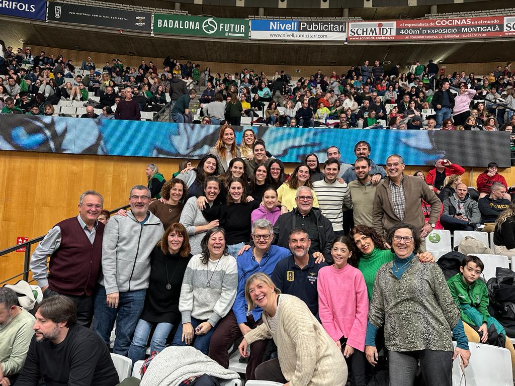 MirPalaus's tweet photo. Aquestes coses també són les causants de l' #adnalmeda #persones #basics @BasketAlmeda https://t.co/Q7sRh4uItq