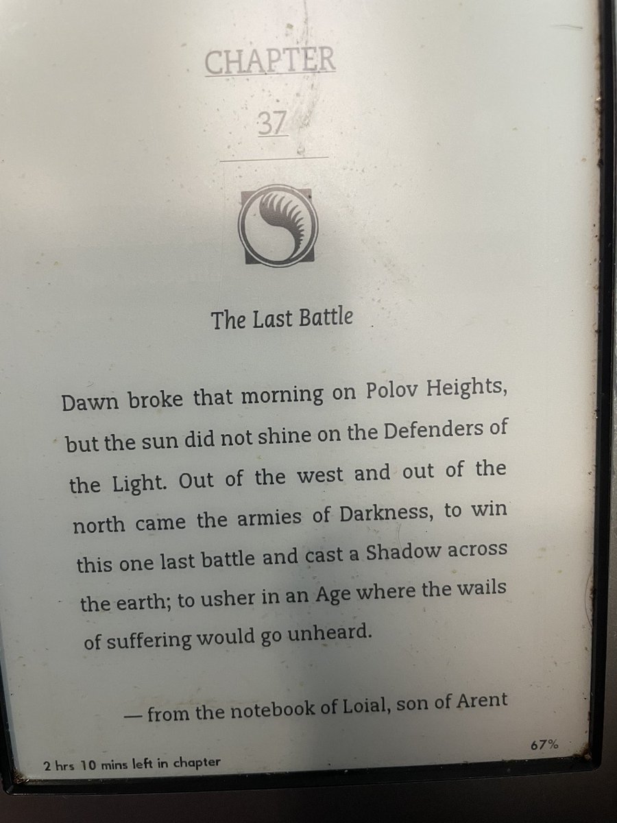 shazzie69xxx's tweet photo. So I’m here again! This book is just epic I’ll be sad to finish but it’s been great reaching this point! #TwitterOfTime #wheeloftime #thelastbattle #memoryoflight https://t.co/bUQIw5q9C1