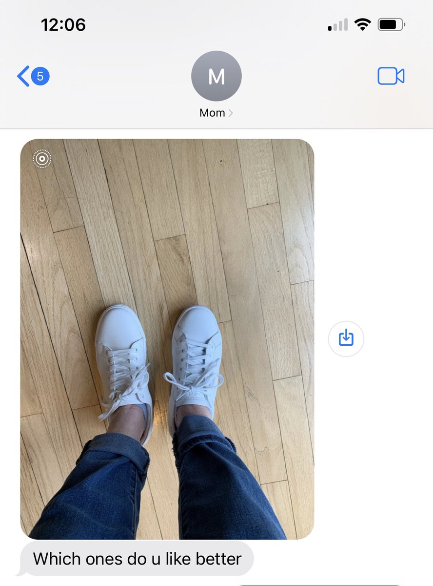 fannieepackk's tweet photo. Apparently these are 2 different shoes https://t.co/00ZmCstaeo