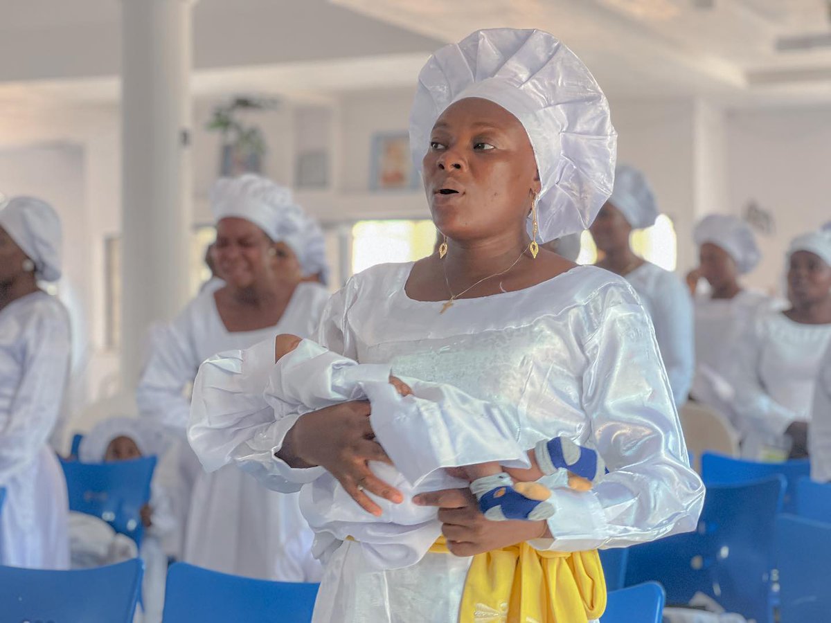 celeheritage's tweet photo. W E L C O M E  T O  C H U R C H

 @cele_fountain for @cccfountainoflifeegbe3 

#cccnewmoonservice 
#cccworldwide 
#cccunite 
#cccyouth 
#cccworship 
#cccworldwideofficial 
#celestialchurchofchrist🌈 
#celestialchurchofchristworldwide 
#celestialchurchofchrist 
#weinthecccnb https://t.co/i2pgSMHS01