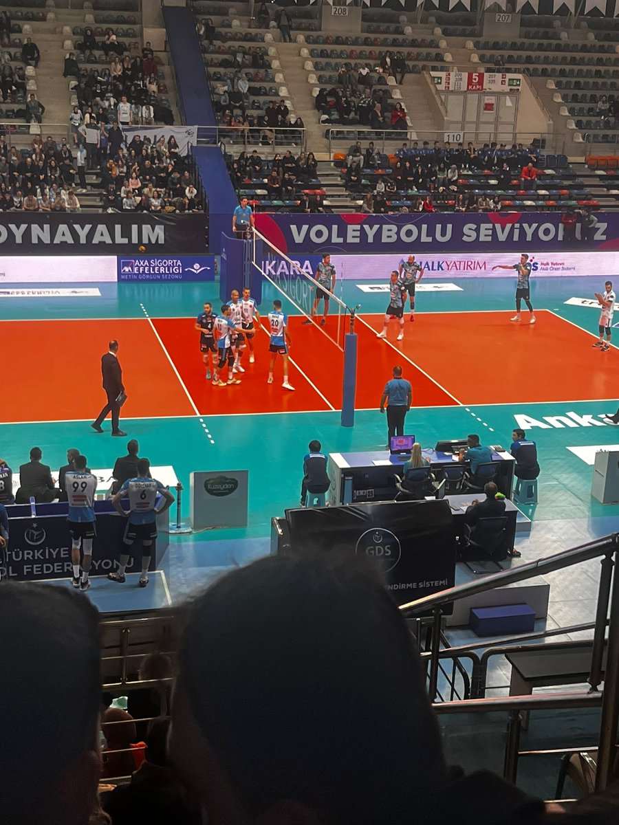 tursadsk's tweet photo. Dünyanın en büyük takımına karşı yerimizi aldık. İşimiz zor ama inancımız tam!
Buraya gelmek de büyük şeref ama son düdük çalana kadar mücadeleye devam! https://t.co/BCtInjSuru