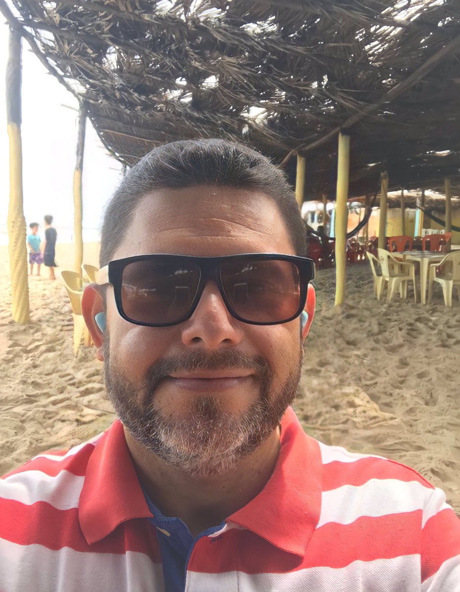 ribamaragao's tweet photo. Não sei como não abuso a Pedra do Sal 😂😂😂📸📲🌞🏊🏻 #euamophb #pedral #parnaíba #piauí https://t.co/emkG6U5lRo