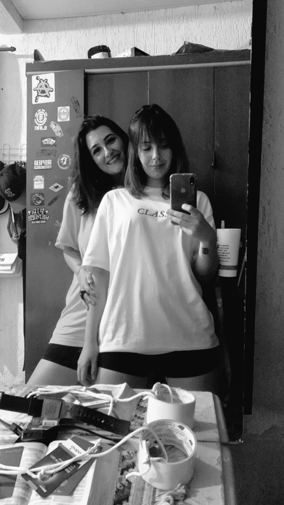 CuriPri's tweet photo. 10 meses que eu conheço a Maiara e 10 meses que eu estou com ela 🖤 https://t.co/gfG0wn7rFx